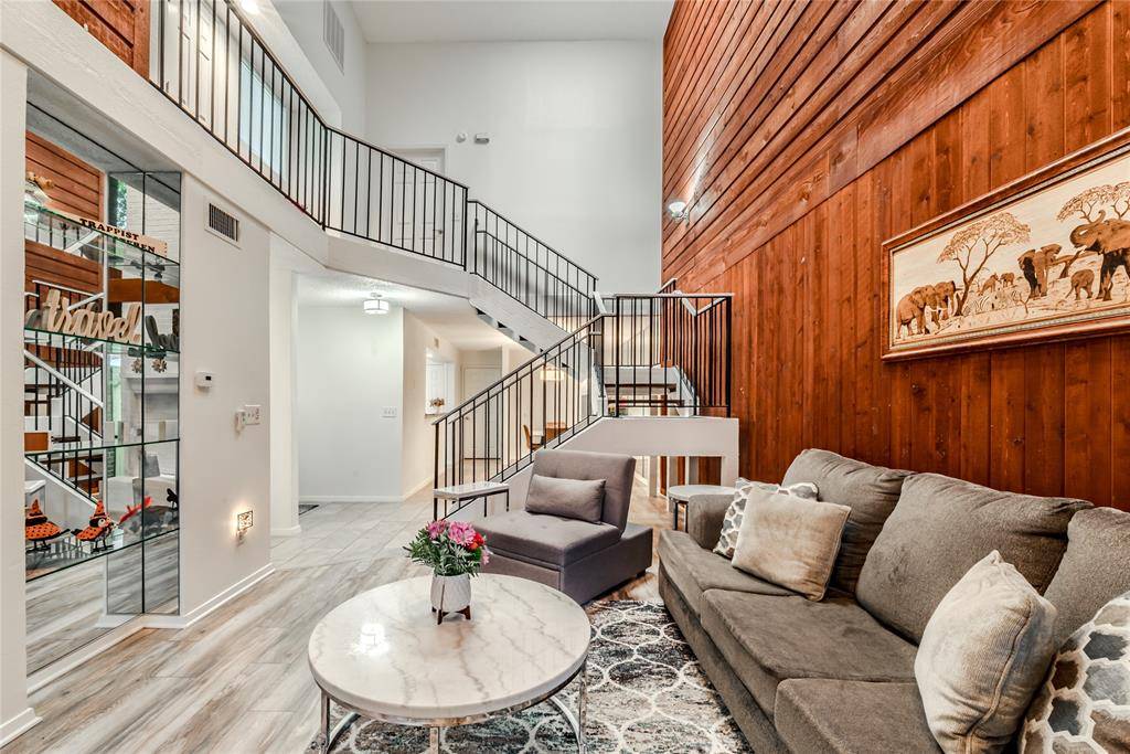 Grapevine, TX 76051,1902 Shorewood Drive