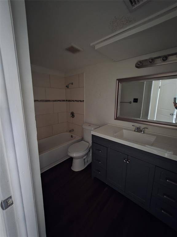 Fort Worth, TX 76116,6032 Westridge Lane #202A