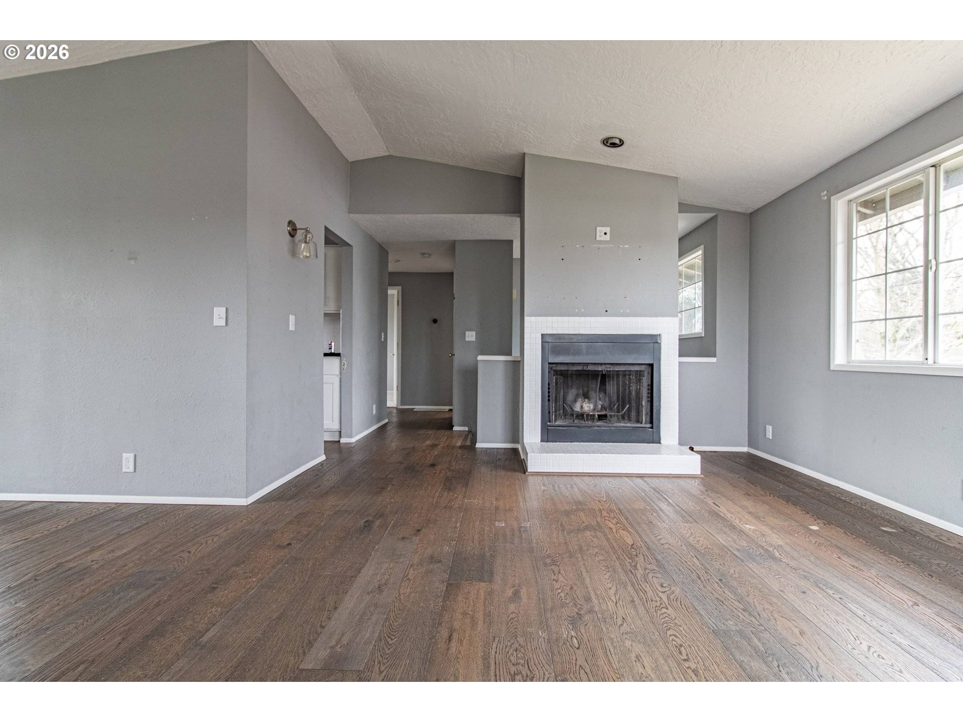 Portland, OR 97216,35 SE 90TH AVE