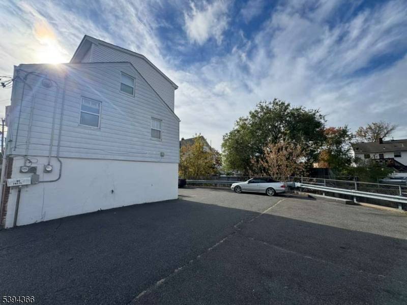 Paterson City, NJ 07502,85 Berkshire Ave