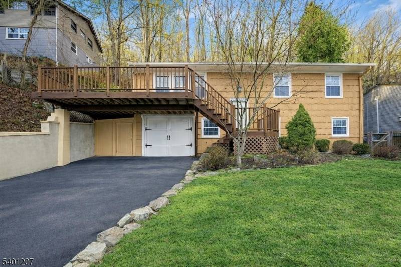 Oakland Boro, NJ 07436,79 Truman Blvd