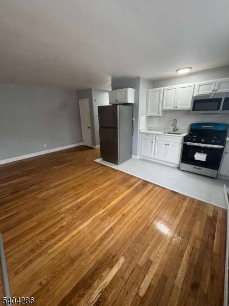 Plainfield City, NJ 07060,711 Plainfield Ave #2J