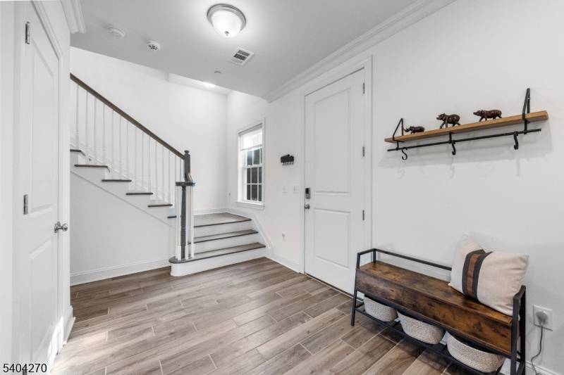 Wood-ridge Boro, NJ 07075,227 Bradley Dr