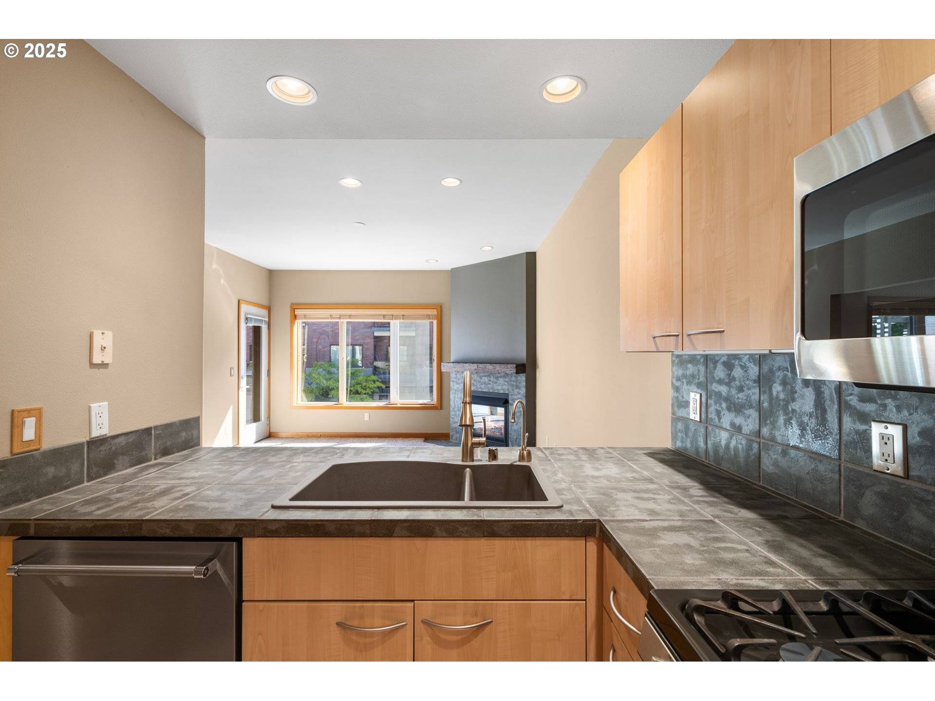 Vancouver, WA 98660,400 W 8TH ST #236