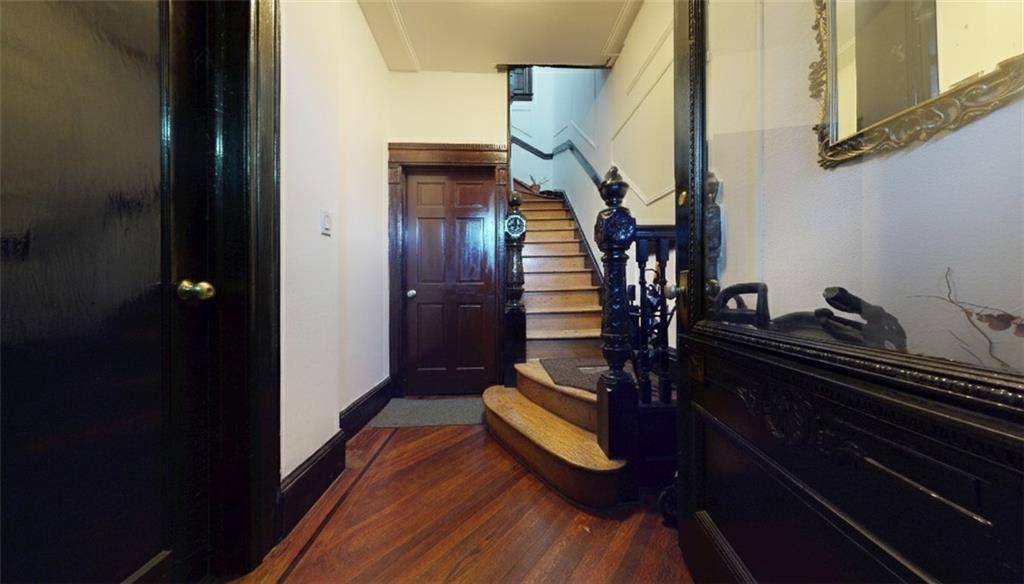 Brooklyn, NY 11219,972 52nd ST