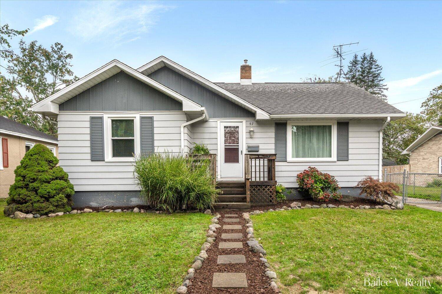 Coopersville, MI 49404,57 Mill ST