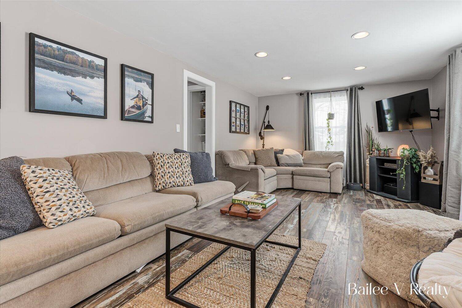 Coopersville, MI 49404,57 Mill ST