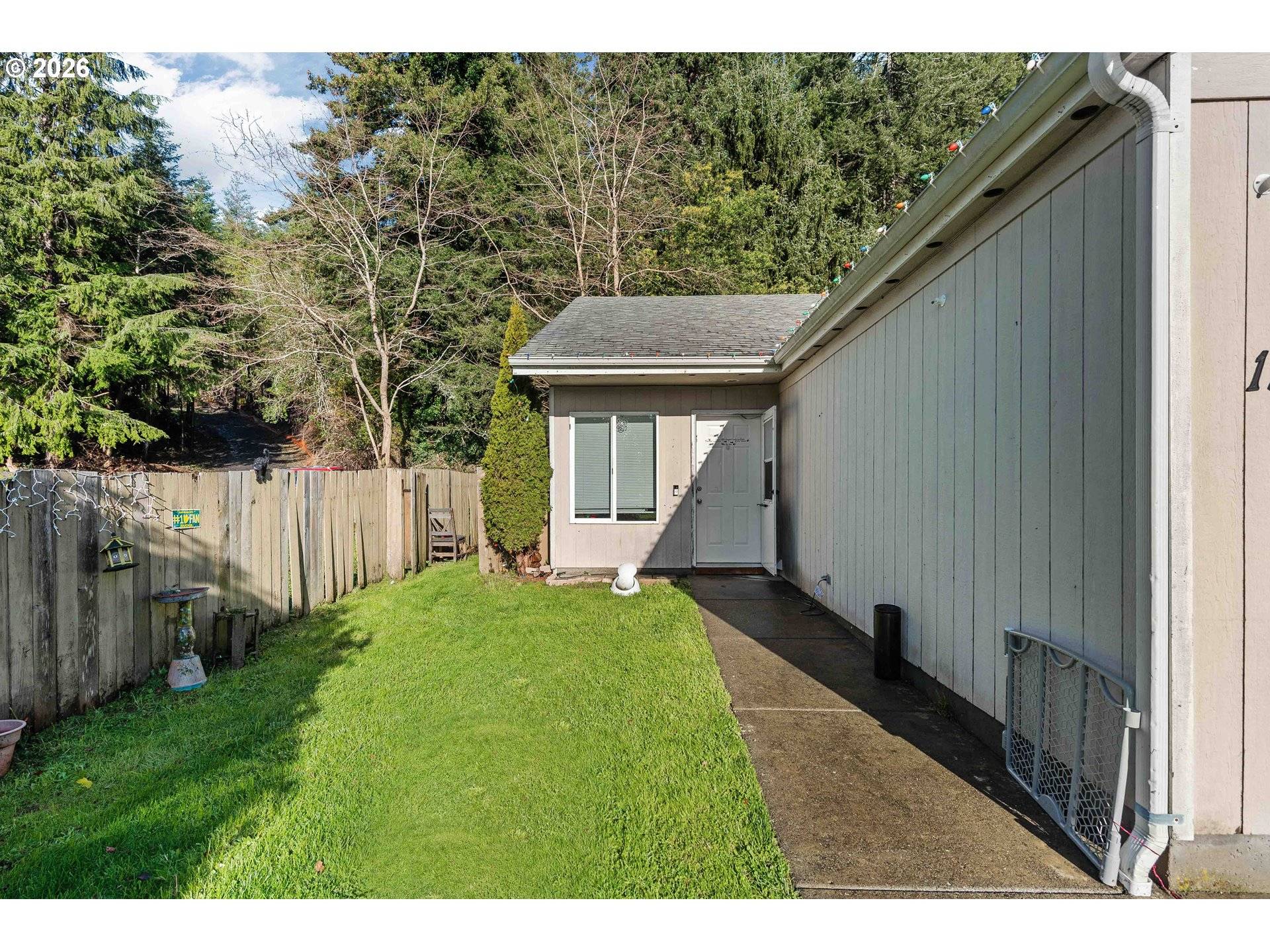 Coos Bay, OR 97420,1298 MINNESOTA AVE