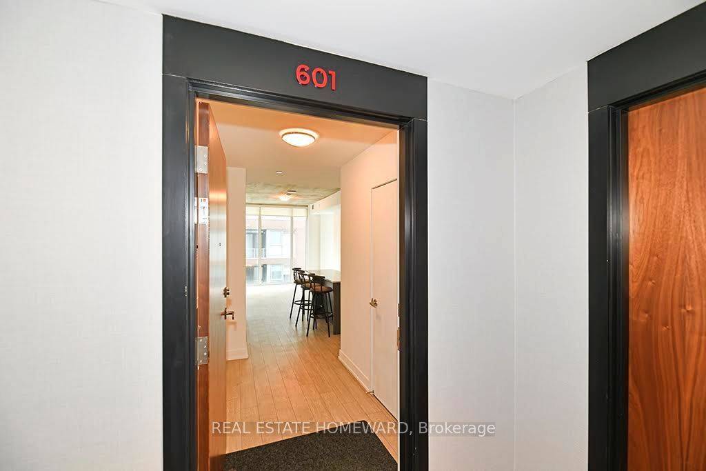 Toronto E01, ON M4M 0E6,15 Baseball PL #601