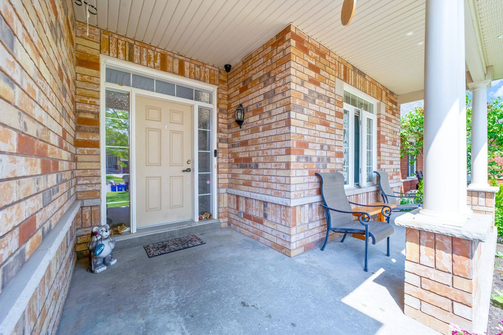 Oshawa, ON L1K 0C4,1626 Chilliwack ST