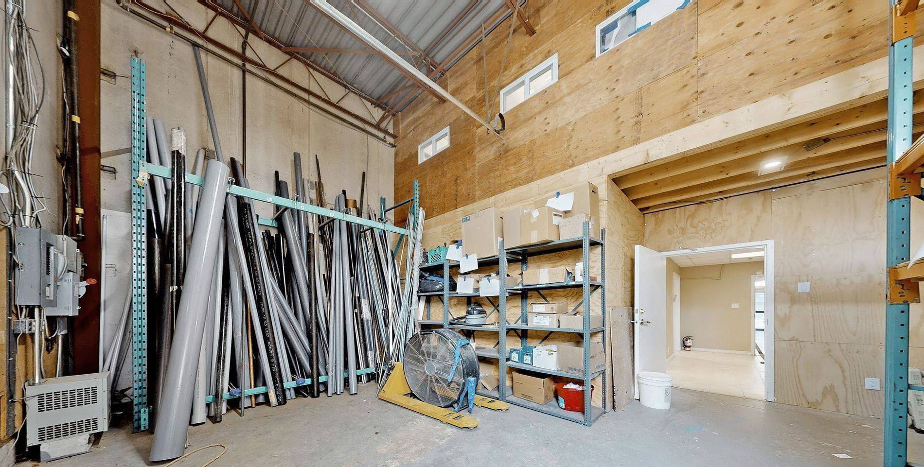 Toronto E07, ON M1V 5E4,80 Nashdene RD #52B