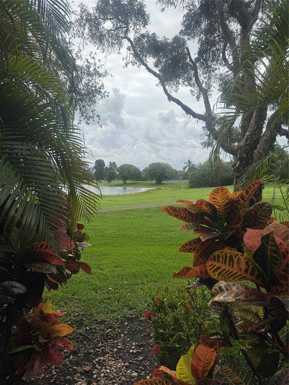 Pembroke Pines, FL 33027,301 SW 158th Ter #104