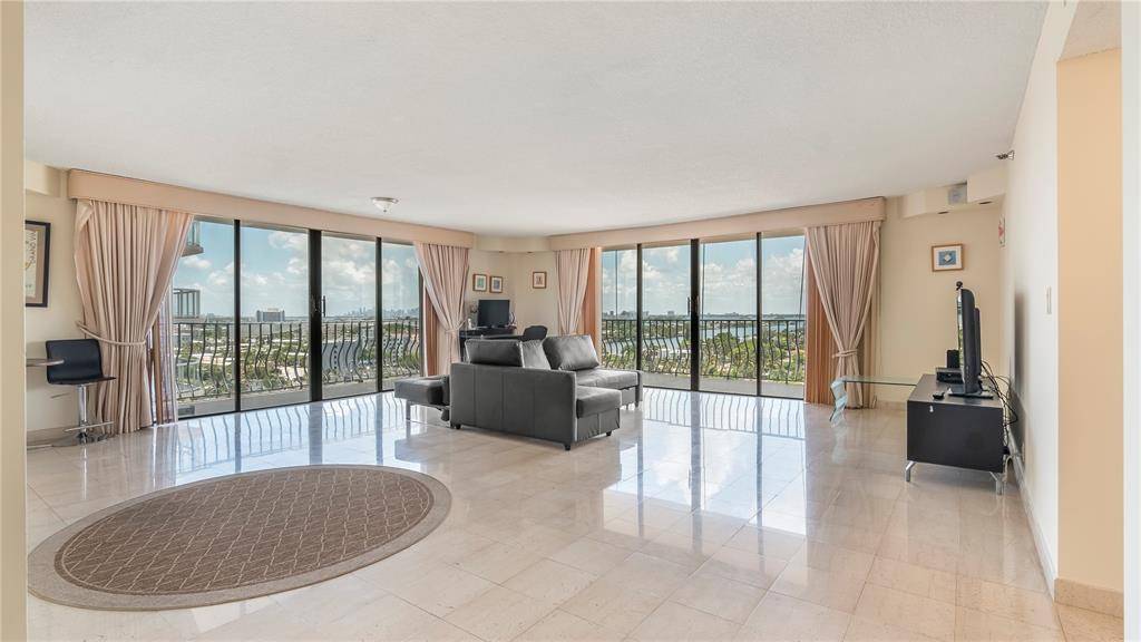 Surfside, FL 33154,8877 Collins Ave #1107