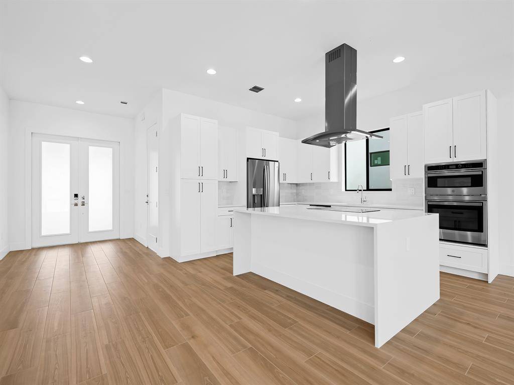 Fort Lauderdale, FL 33315,1446 SW 23rd Street