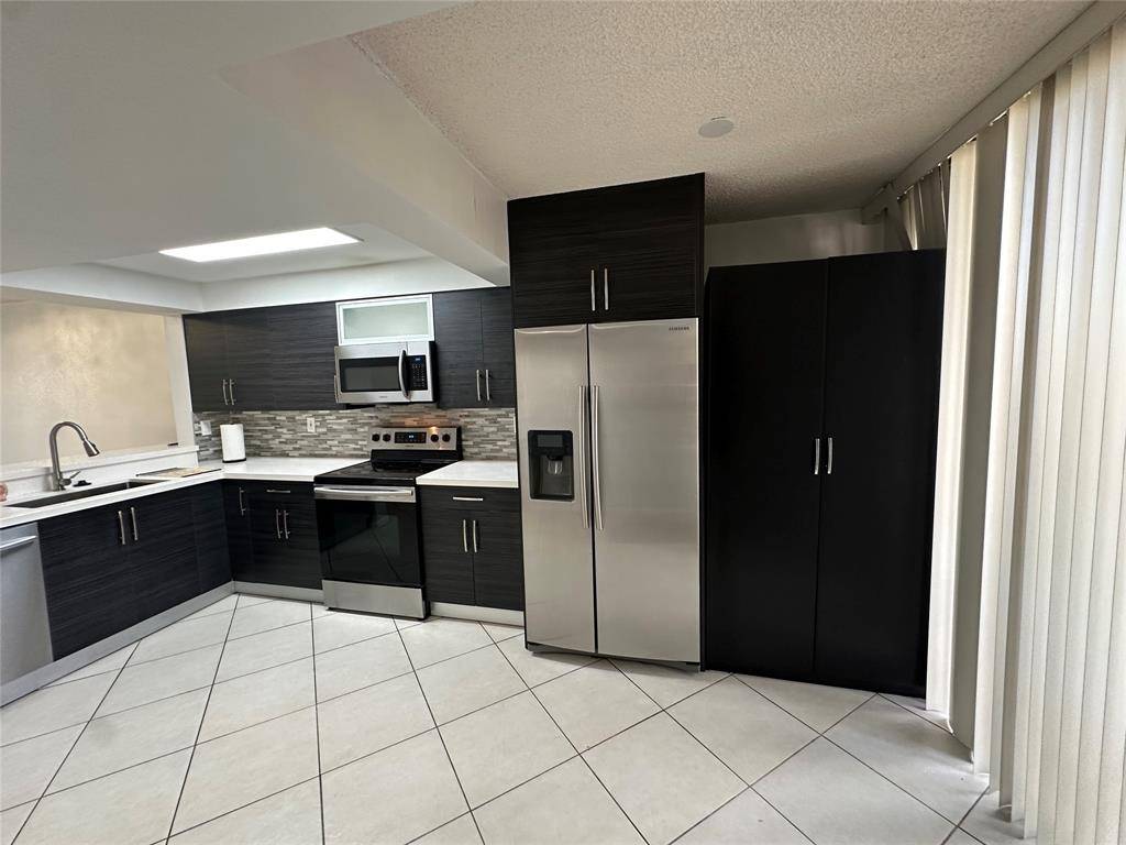 Davie, FL 33328,2930 SW 87th Ter #1812