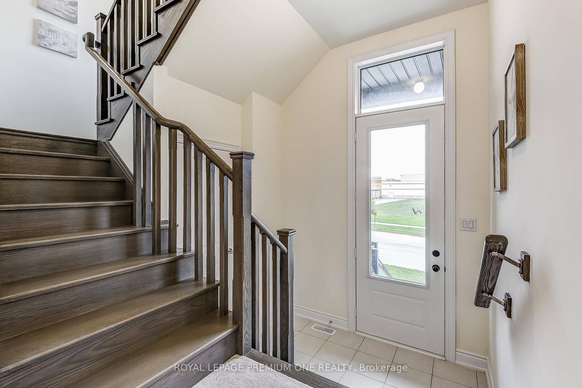 Vaughan, ON L4H 5L5,117 Tennant CIR