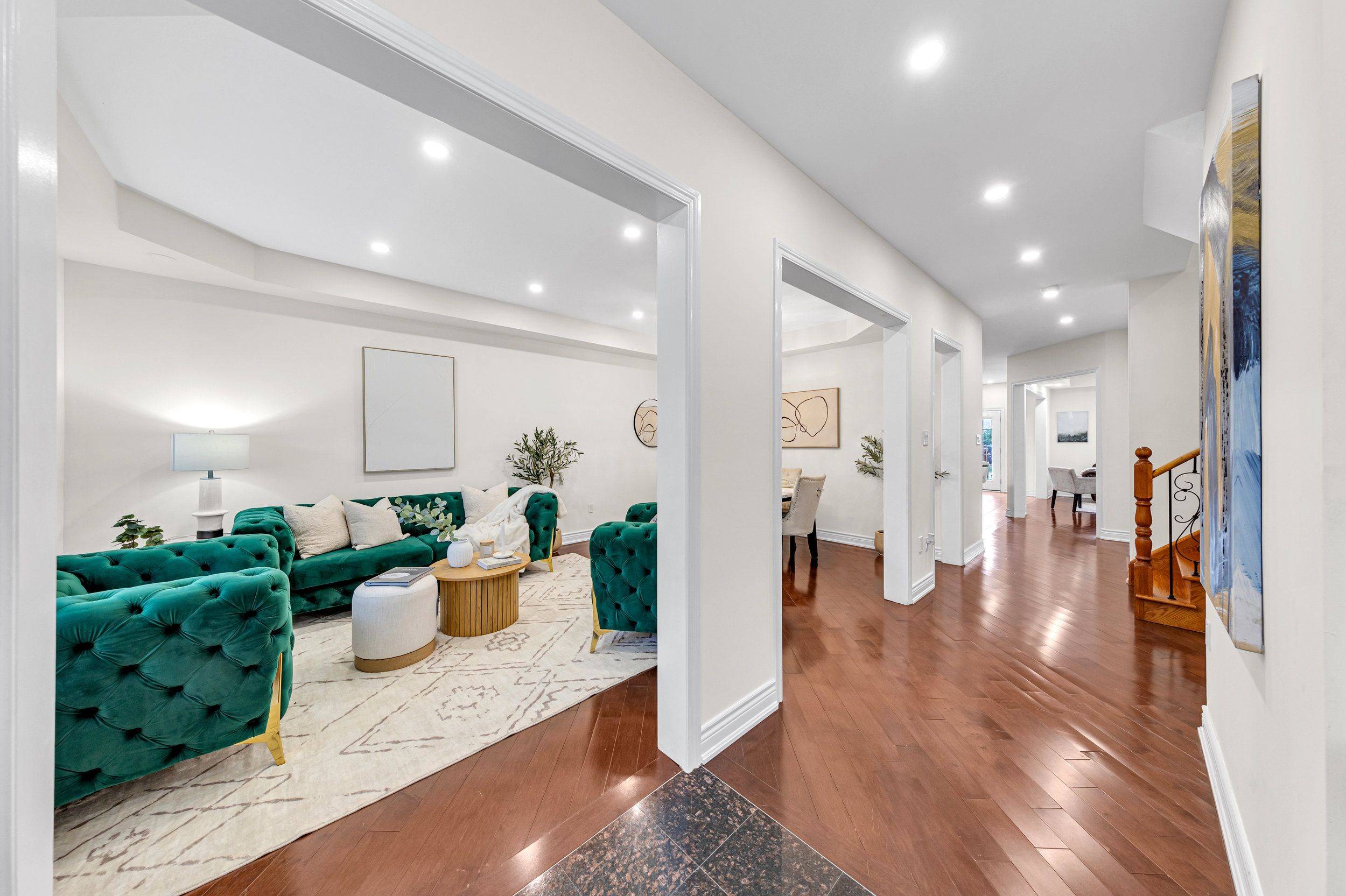 Markham, ON L6B 1A8,17 Rouge Bank DR