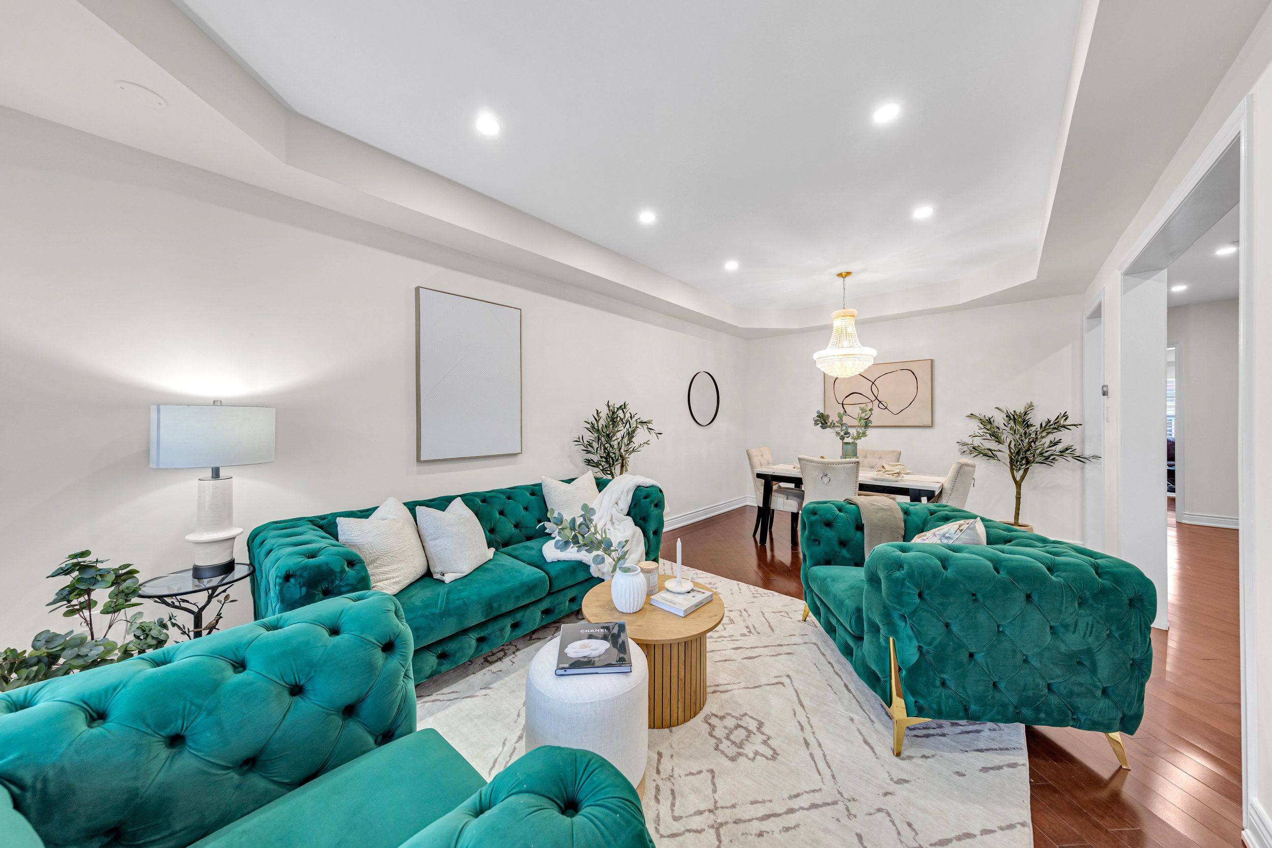 Markham, ON L6B 1A8,17 Rouge Bank DR