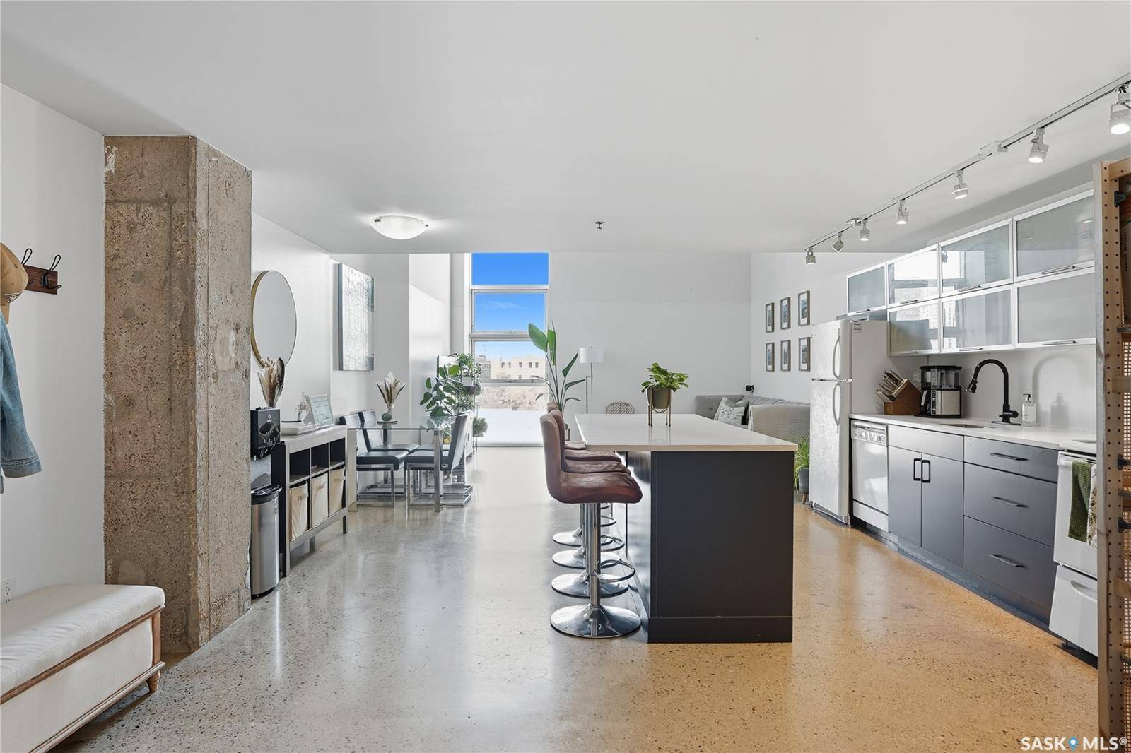 Saskatoon, SK S7K 0K8,120 23rd STREET E #328