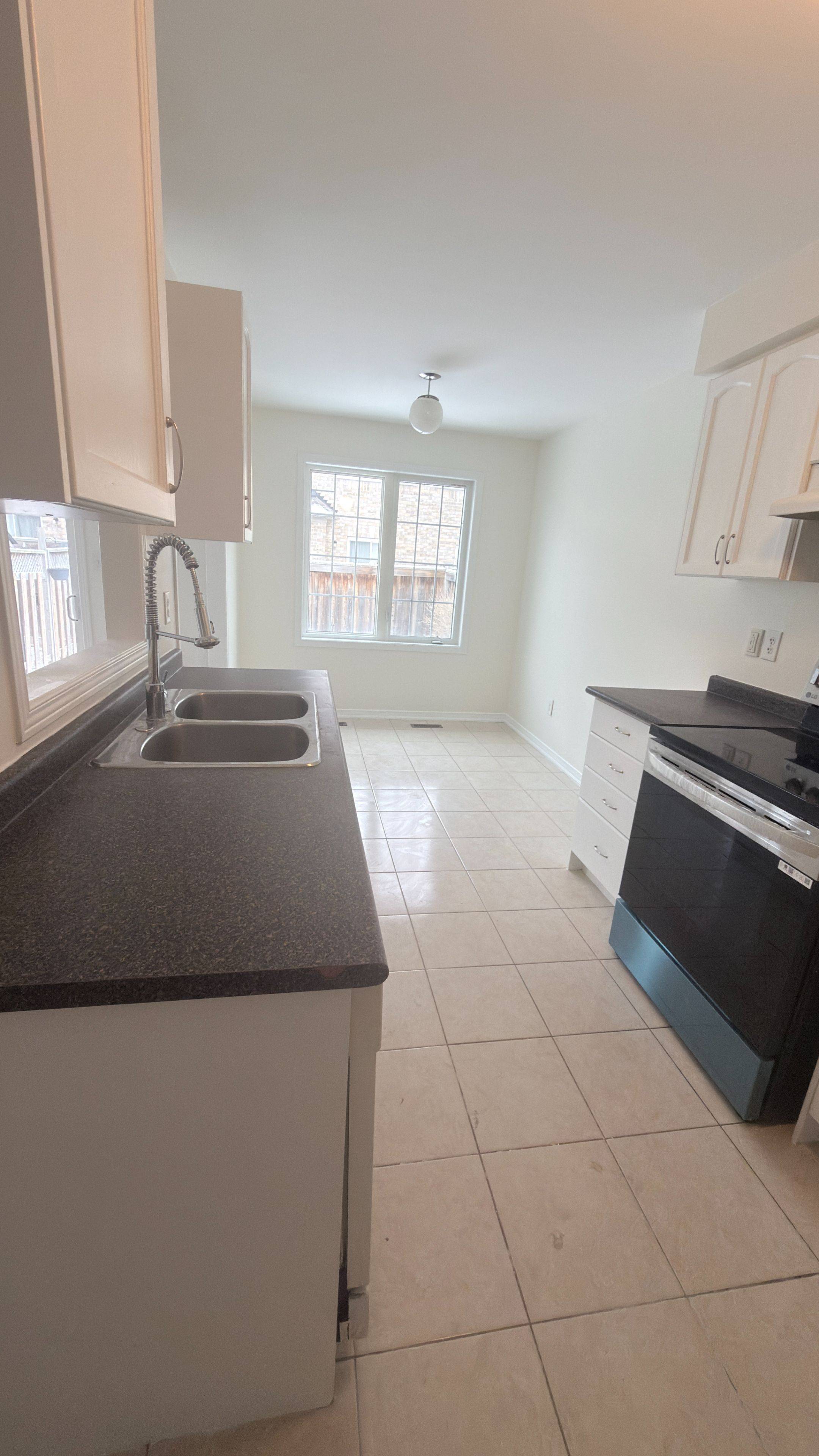 Milton, ON L9T 7R4,1381 Brandon TER