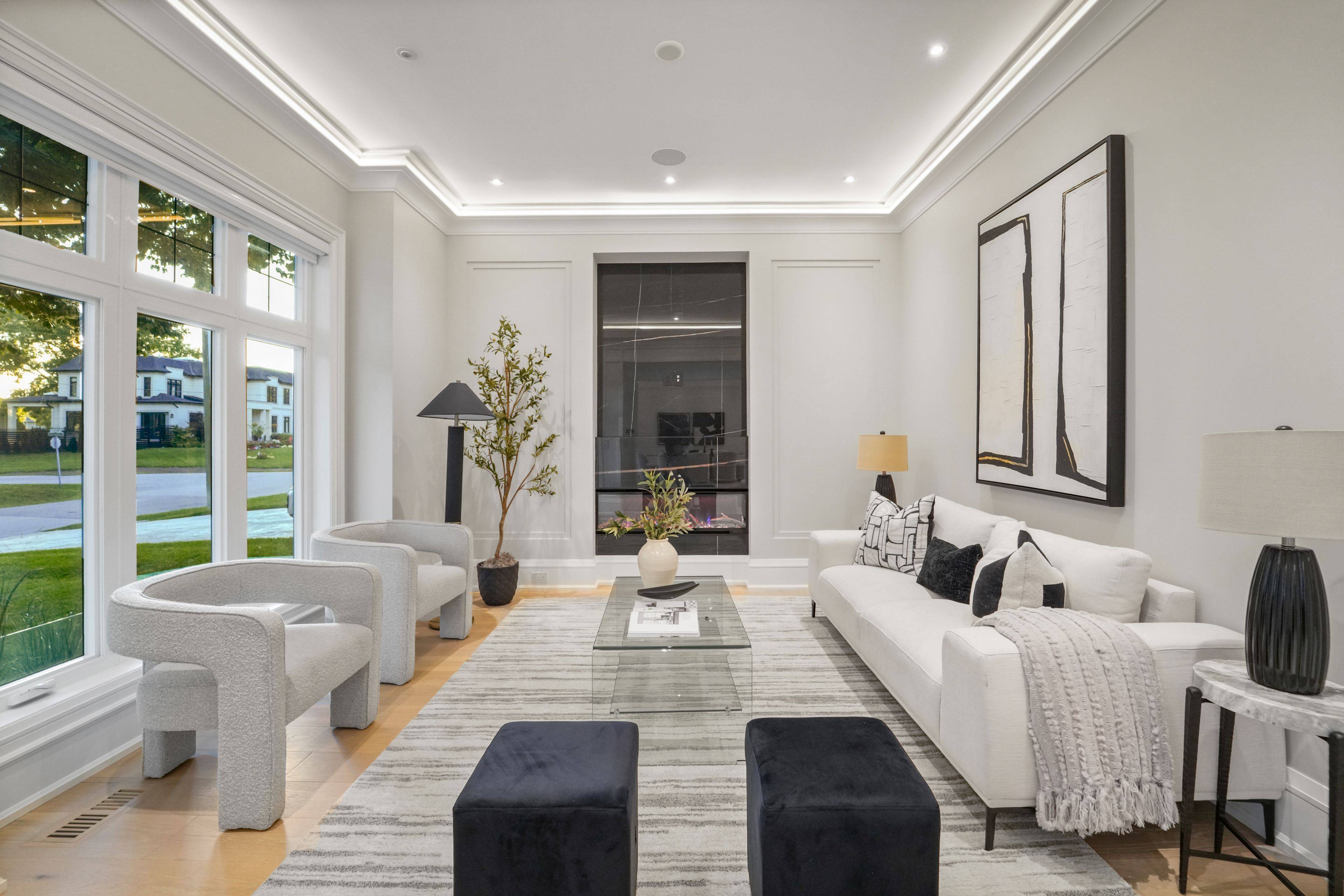 Oakville, ON L6L 4T9,371 Willis DR