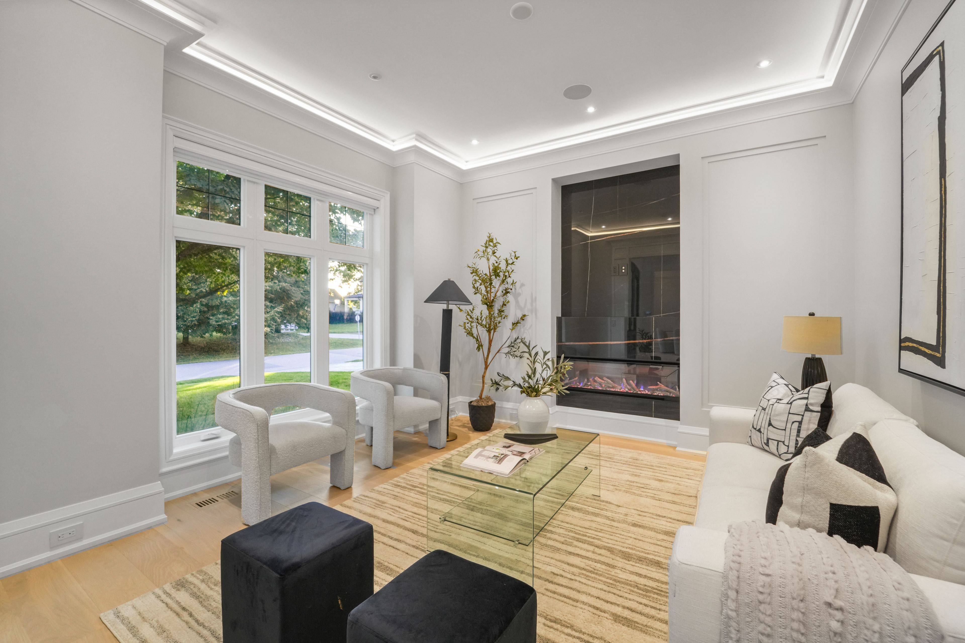 Oakville, ON L6L 4T9,371 Willis DR