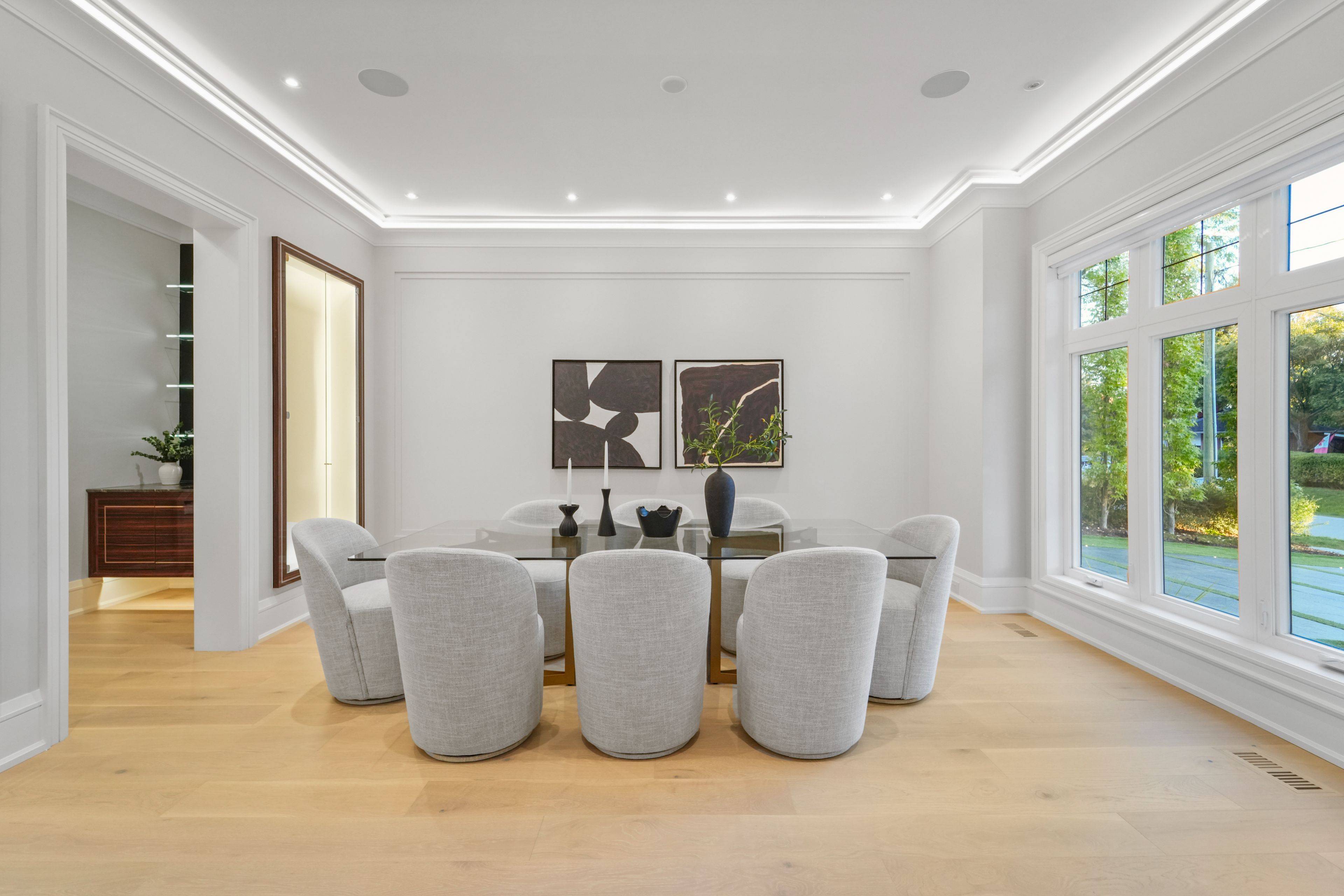 Oakville, ON L6L 4T9,371 Willis DR