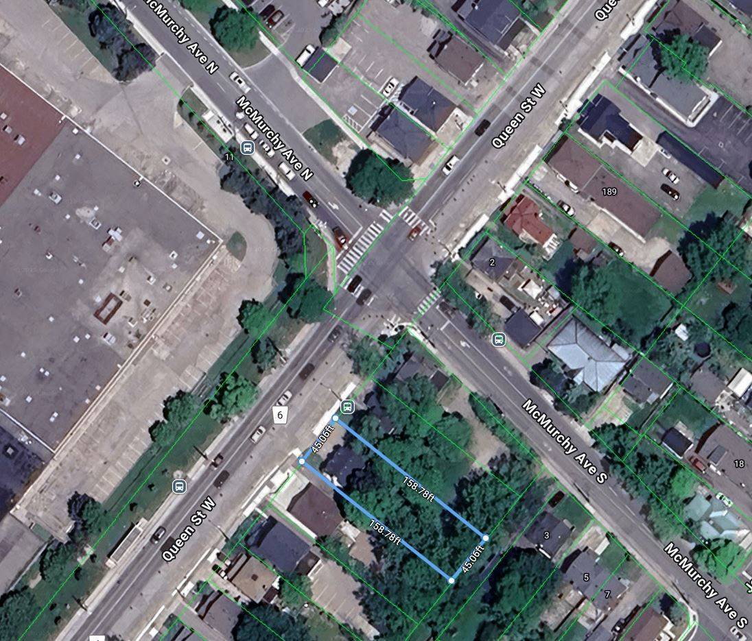 Brampton, ON L6Y 1M6,211 Queen ST W