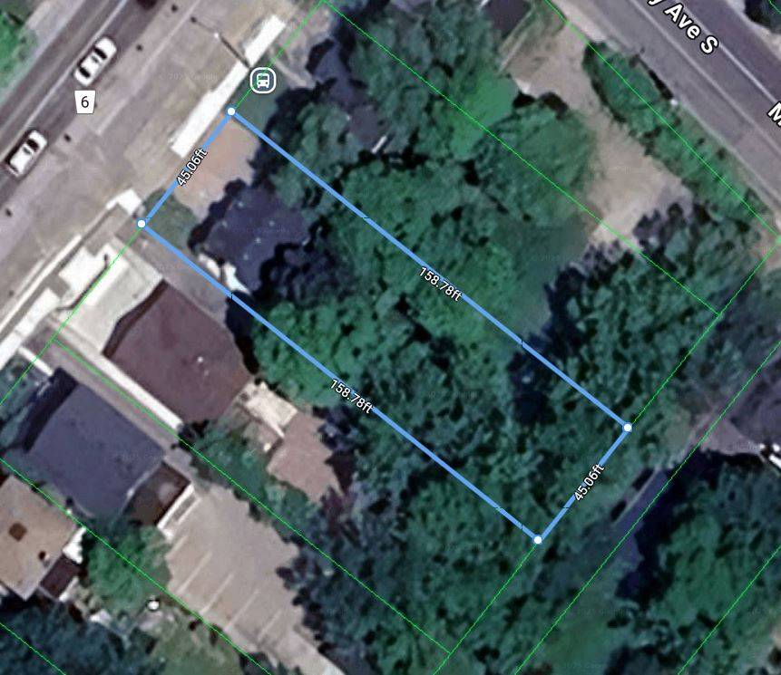 Brampton, ON L6Y 1M6,211 Queen ST W