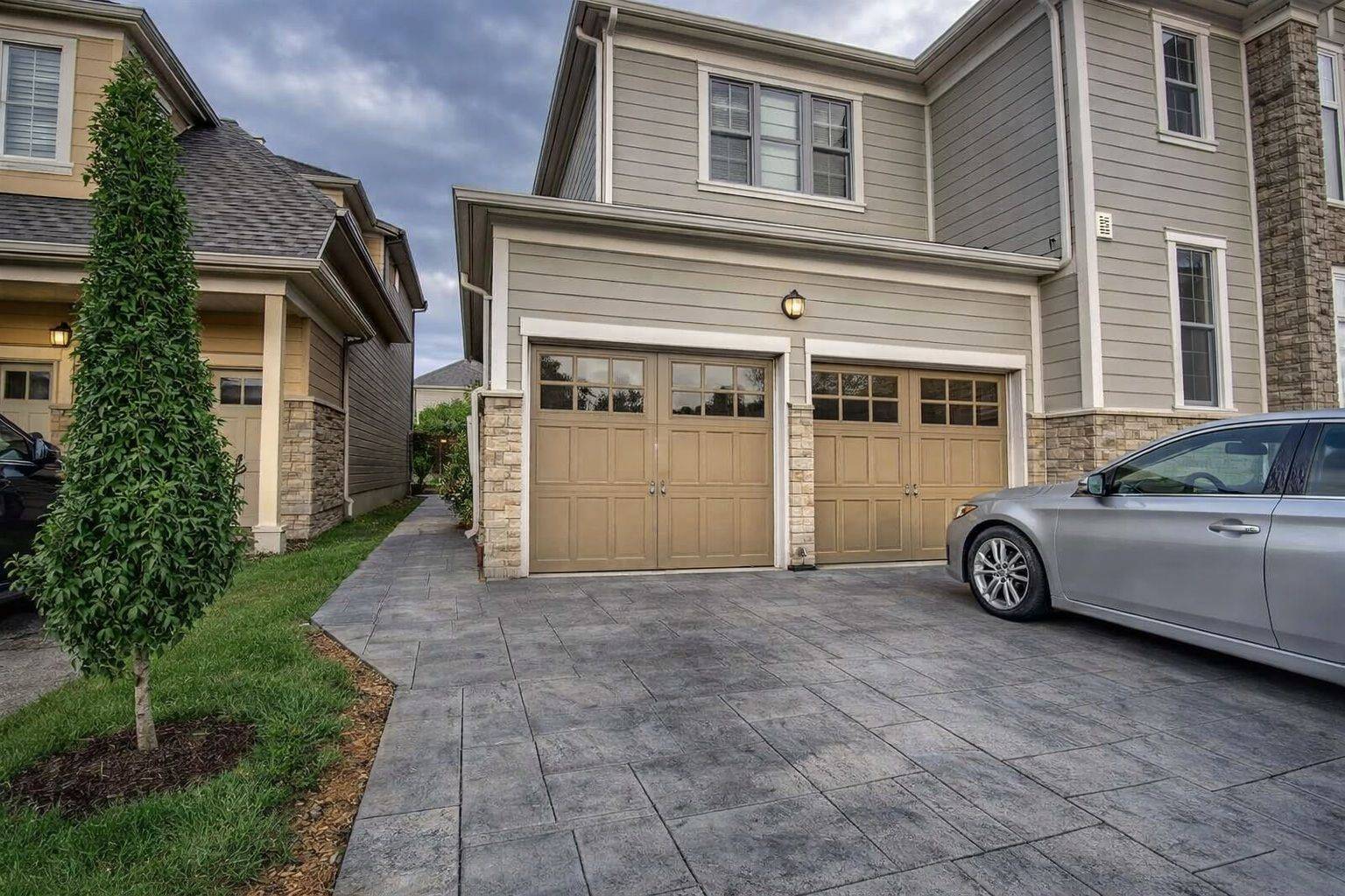 Milton, ON L9T 0S4,230 Huntingford Gate #Basement