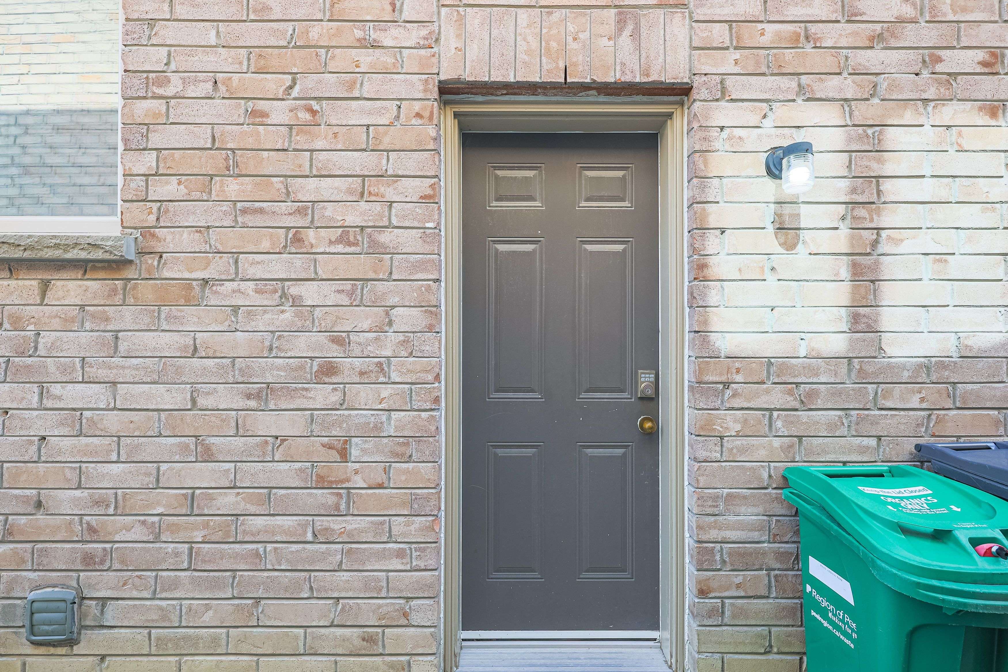 Brampton, ON L6P 0V9,80 Washburn RD