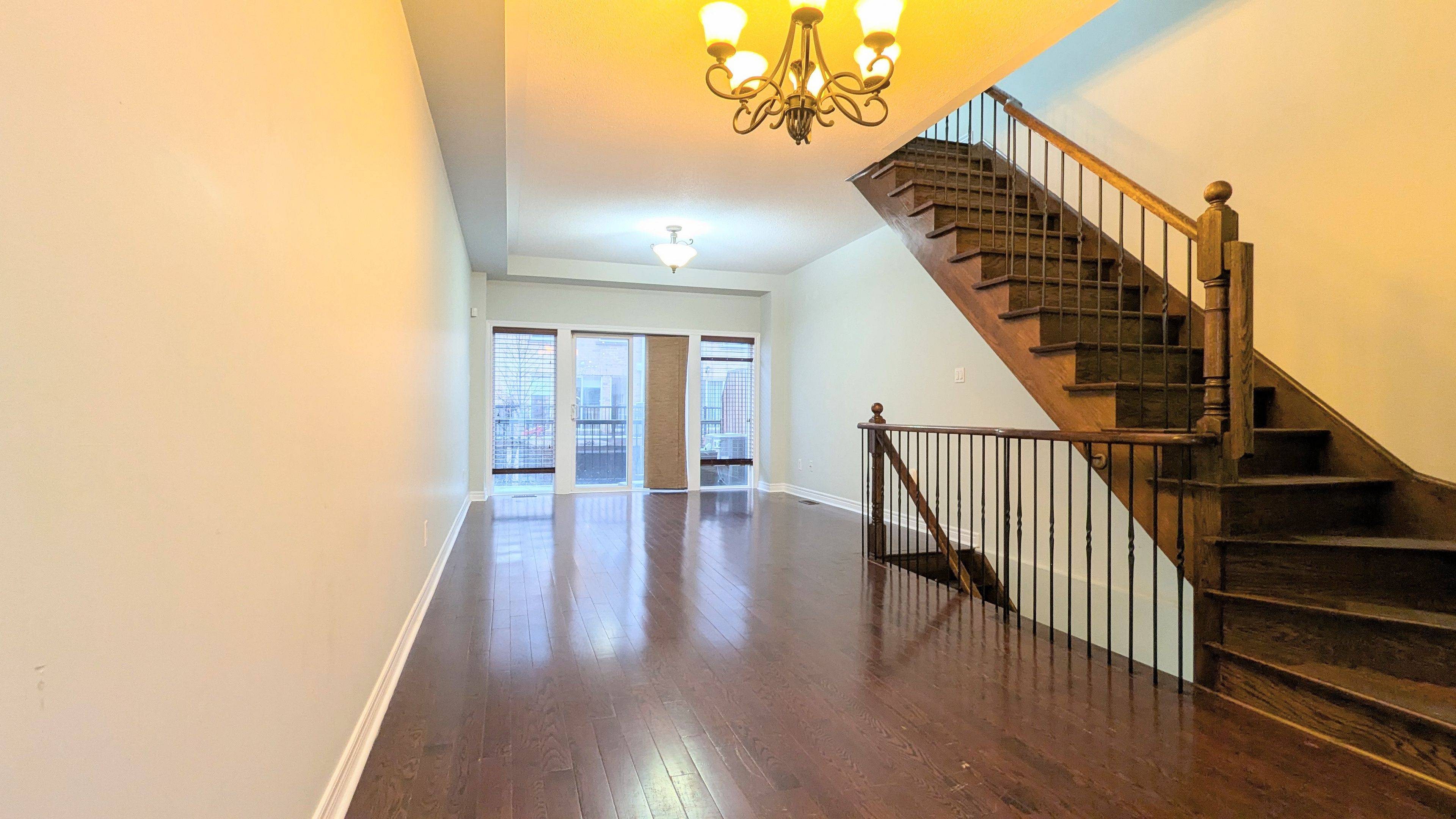 Toronto W07, ON M8Z 0A5,22 Market Garden Mews