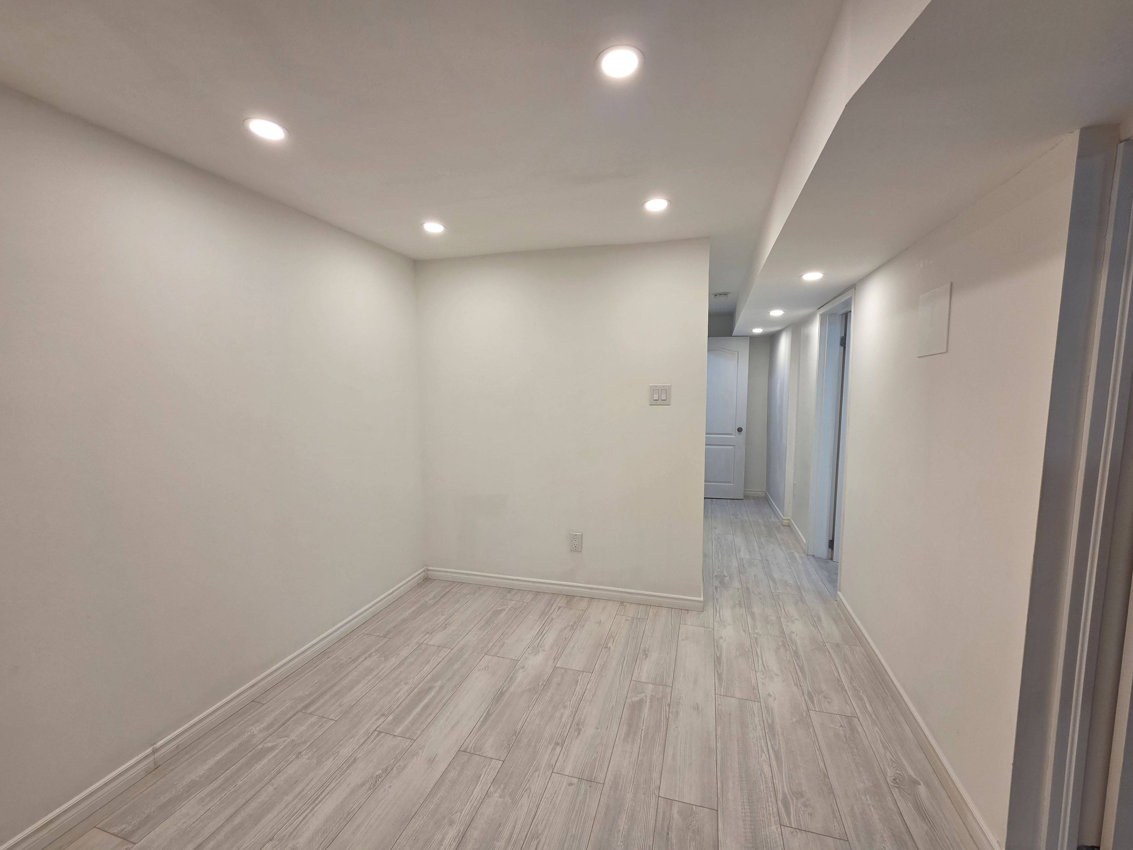 Mississauga, ON L5L 3T1,3079 Fifth Line W #31 LOWER