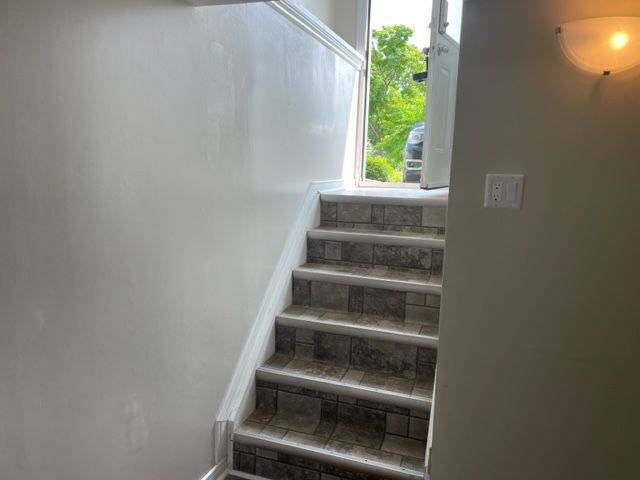 Peterborough, ON K9J 6R3,1437 Westbrook DR #Lower