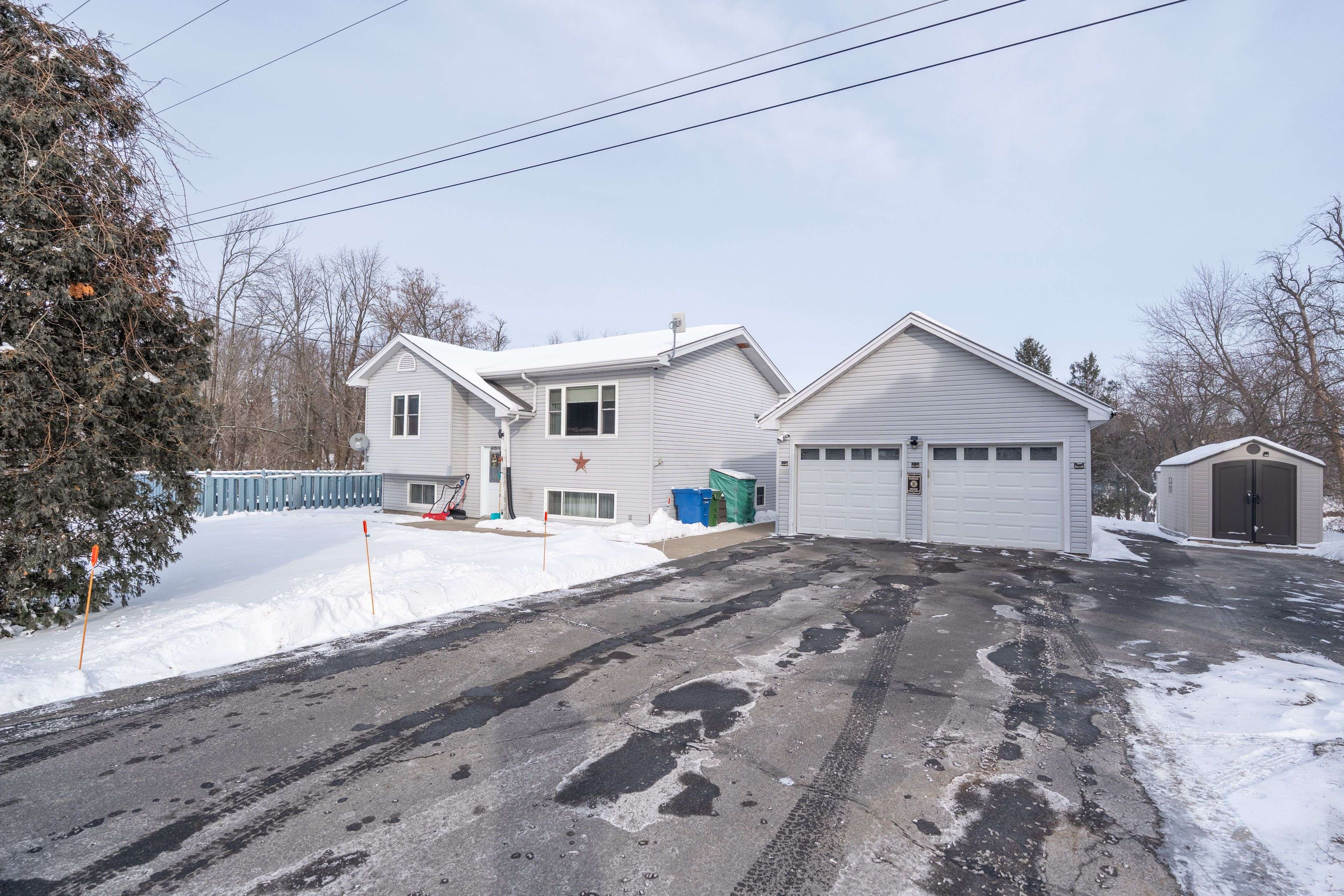 South Glengarry, ON K0C 2J0,5857 Kraft RD