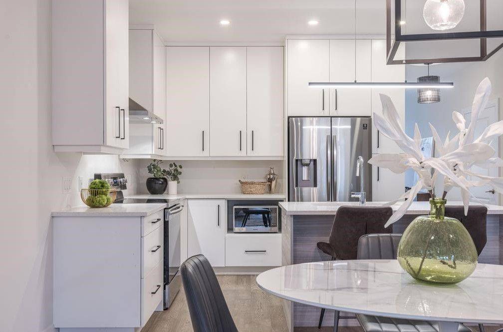 Niagara Falls, ON L2G 0Y7,8974 Willoughby DR #16