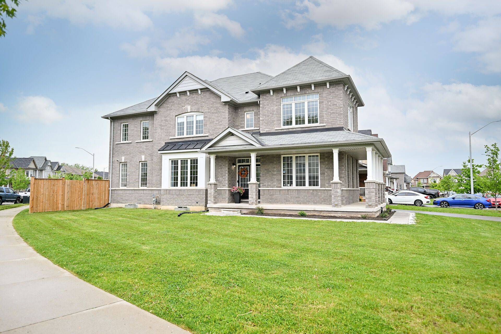 Thorold, ON L9B 0G9,19 Froggy DR