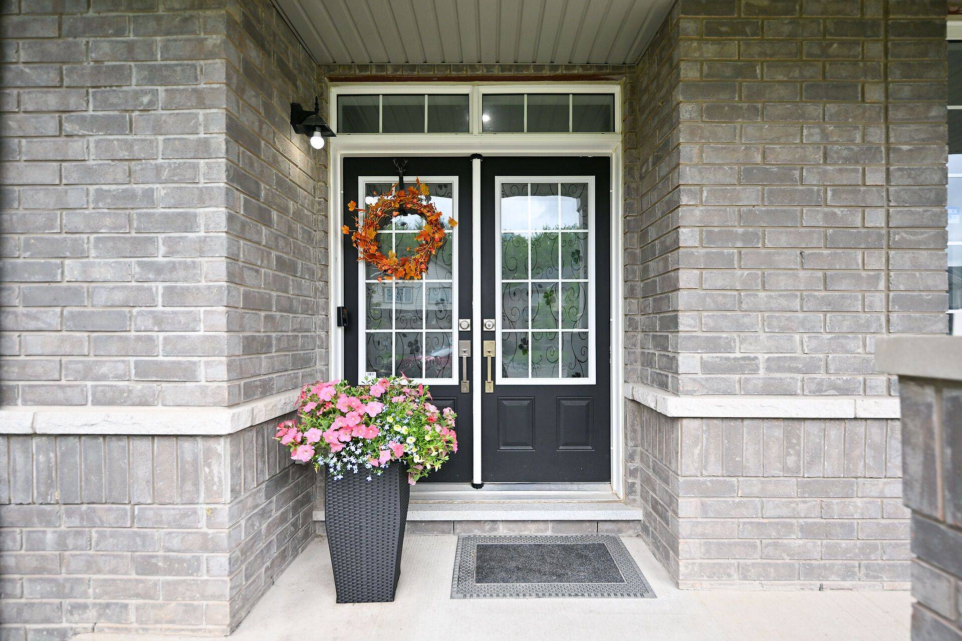 Thorold, ON L9B 0G9,19 Froggy DR