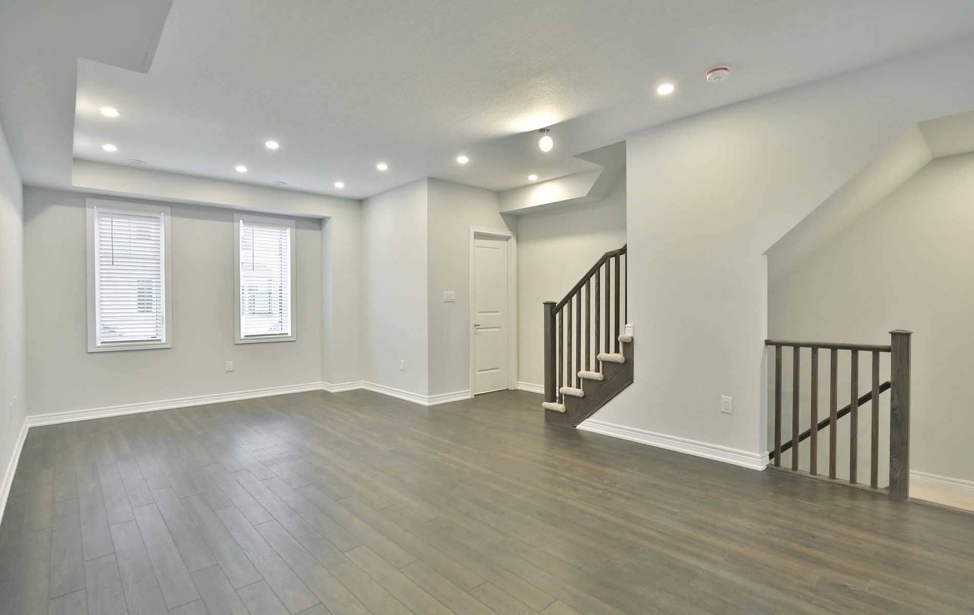 Hamilton, ON L8K 0A4,32 Rapids LN