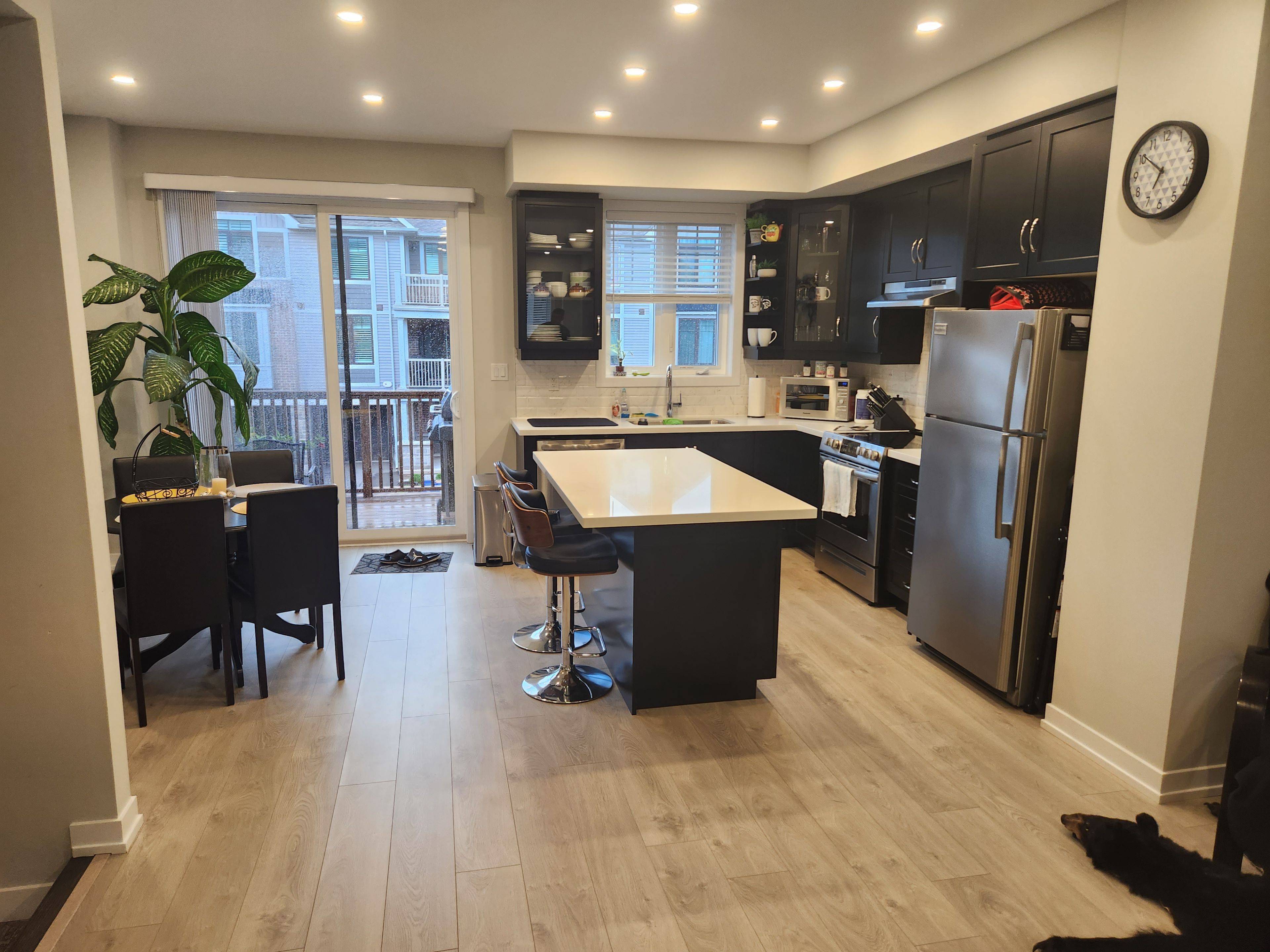 Hamilton, ON L8E 5H6,288 Glover RD #33