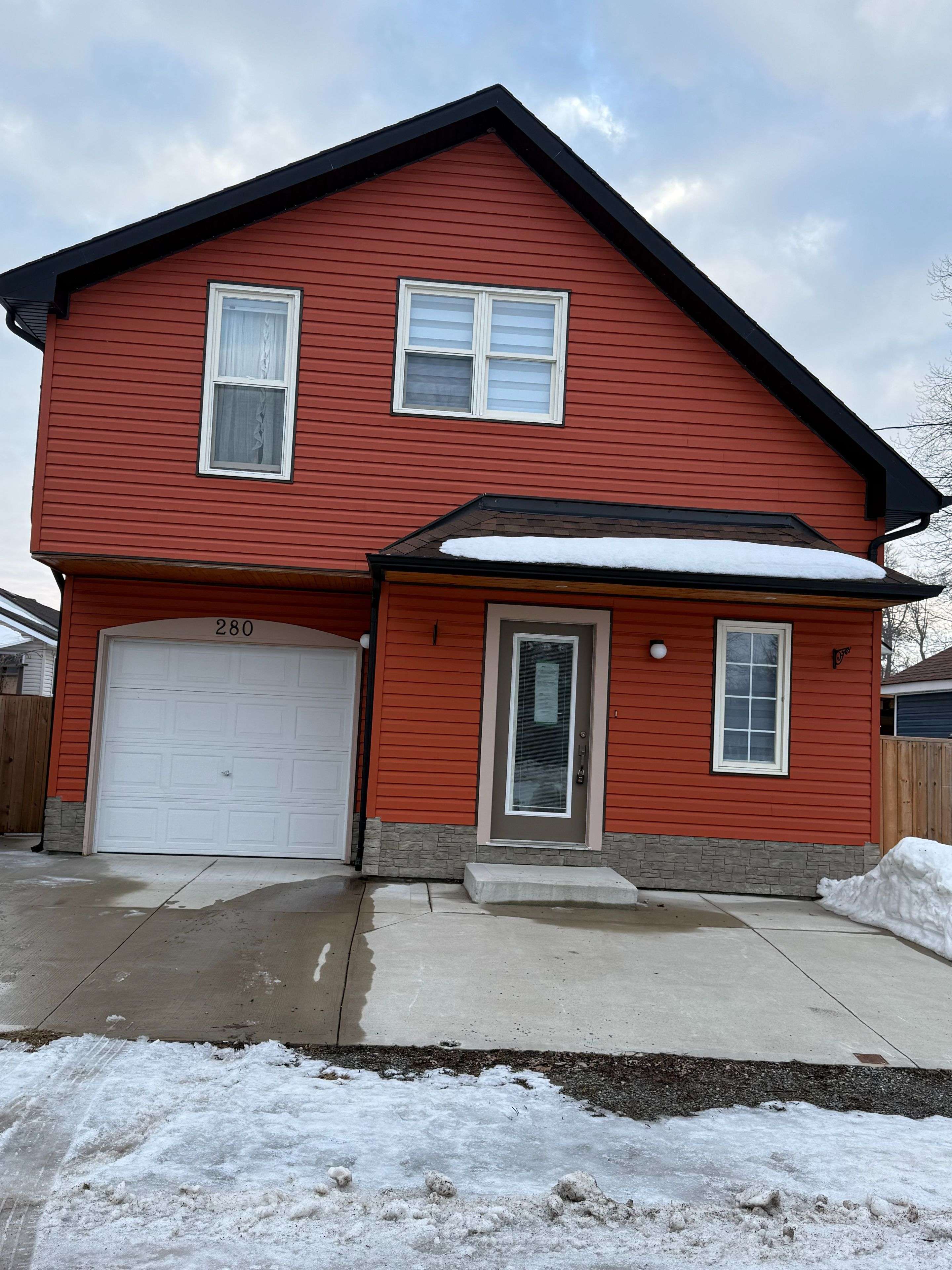 Fort Erie, ON L0S 1B0,280 Cambridge RD W