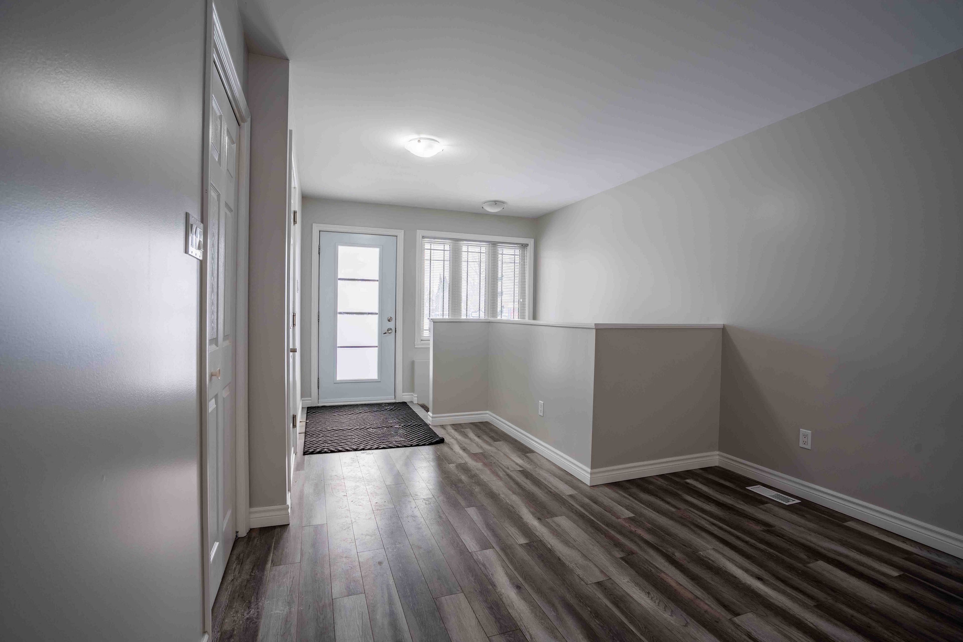 Cornwall, ON K6J 0B6,221 Third ST W