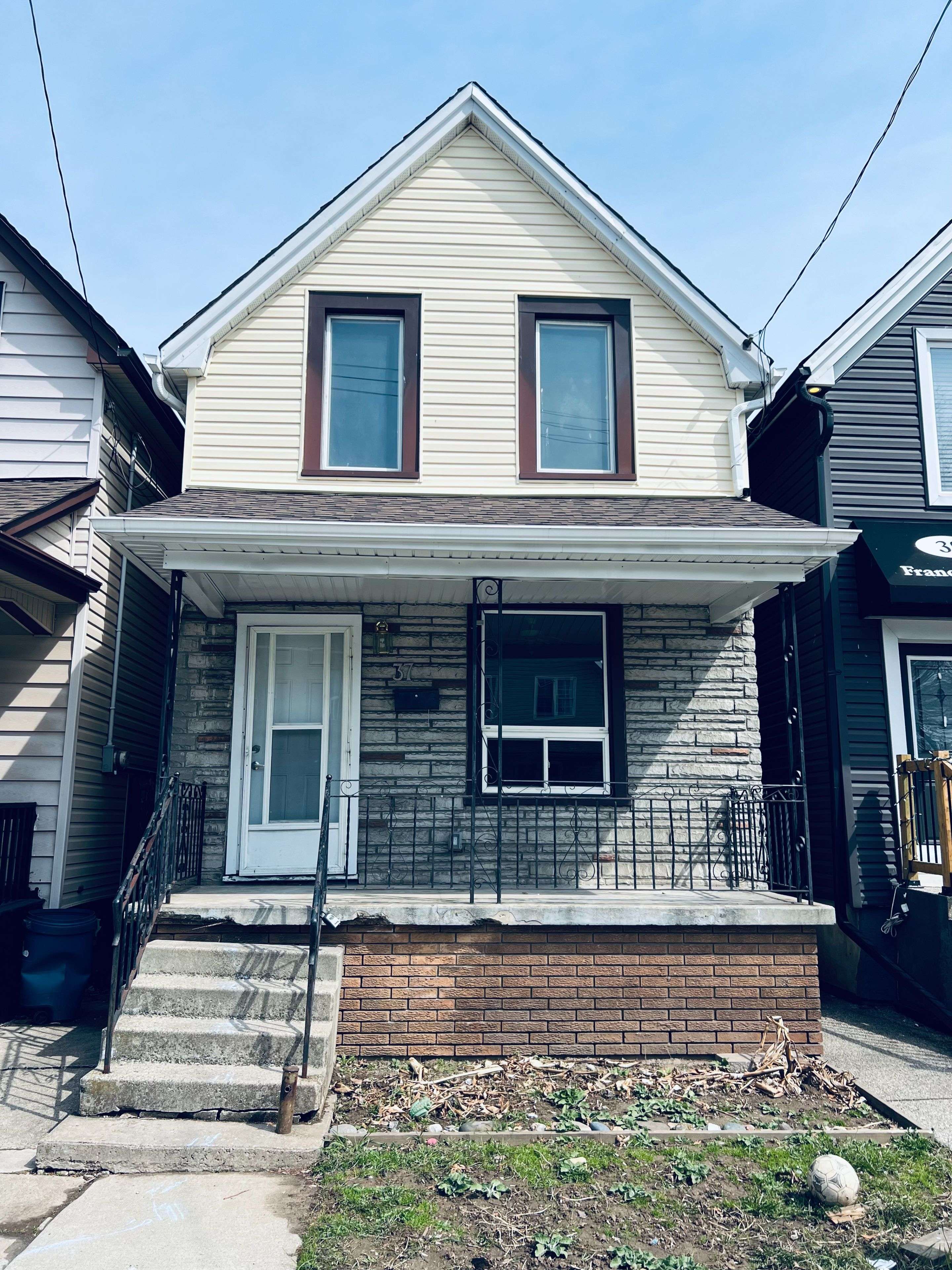Hamilton, ON L8L 3T9,37 Francis ST
