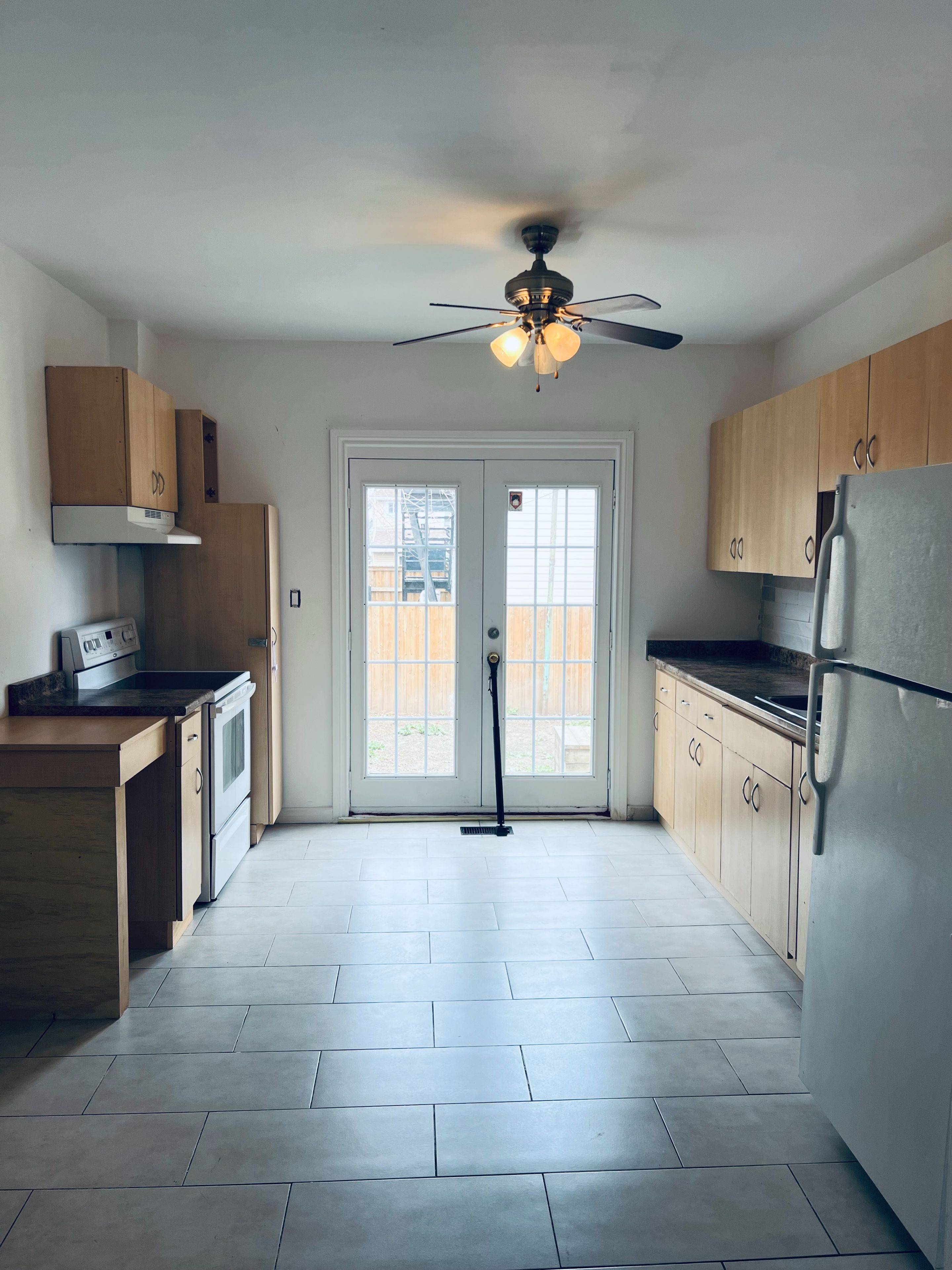 Hamilton, ON L8L 3T9,37 Francis ST