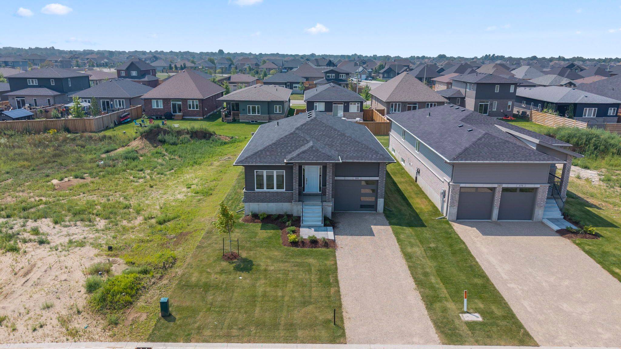 Saugeen Shores, ON N0H 2C3,380 HAWTHORNE ST