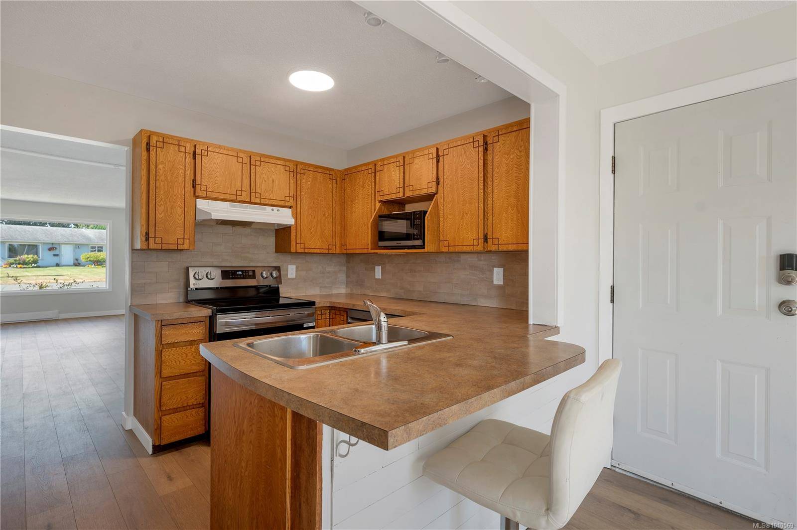 Campbell River, BC V9W 5Z4,2141 Arnason Rd