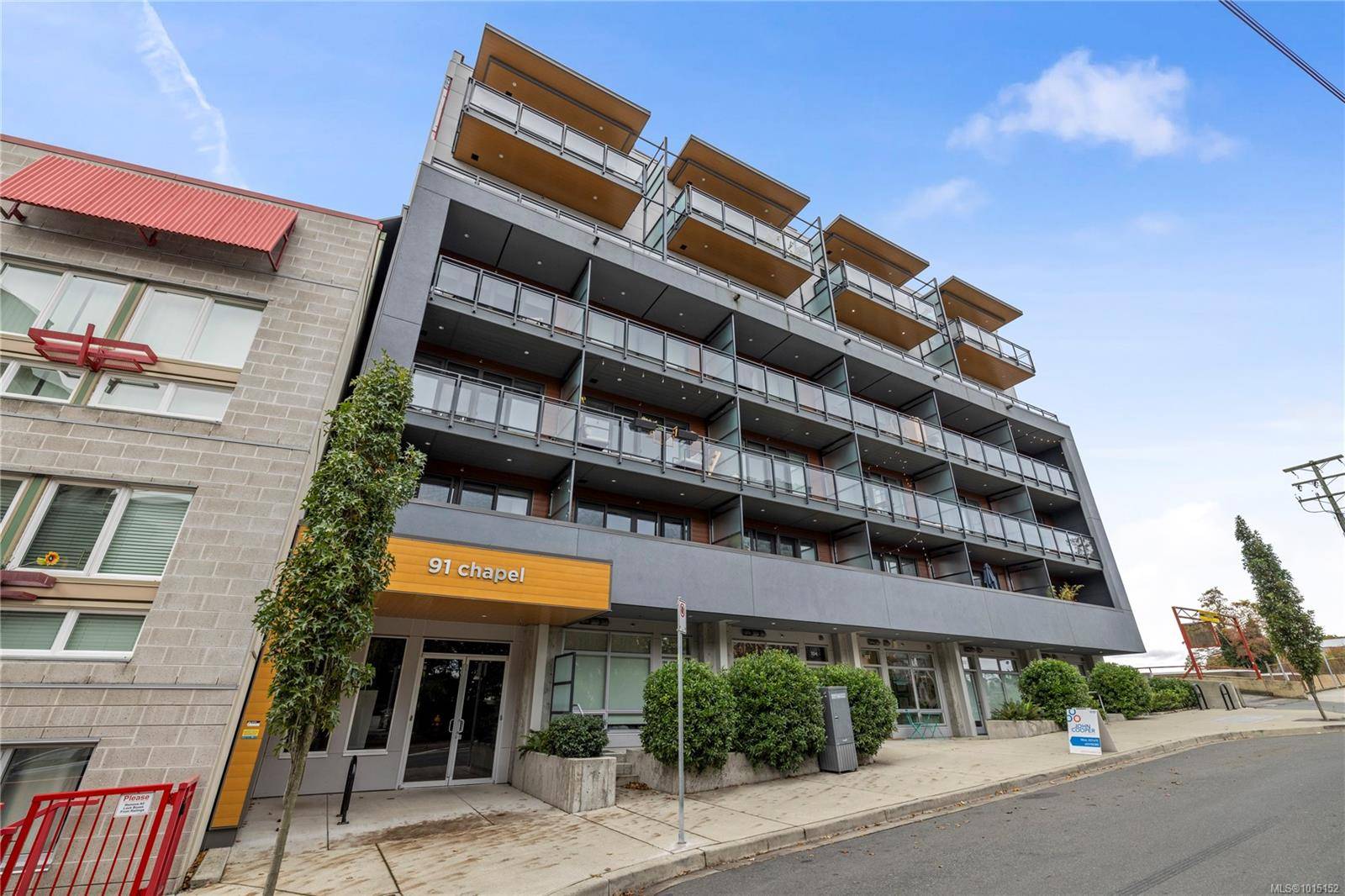 Nanaimo, BC V9R 0J3,91 Chapel St #309