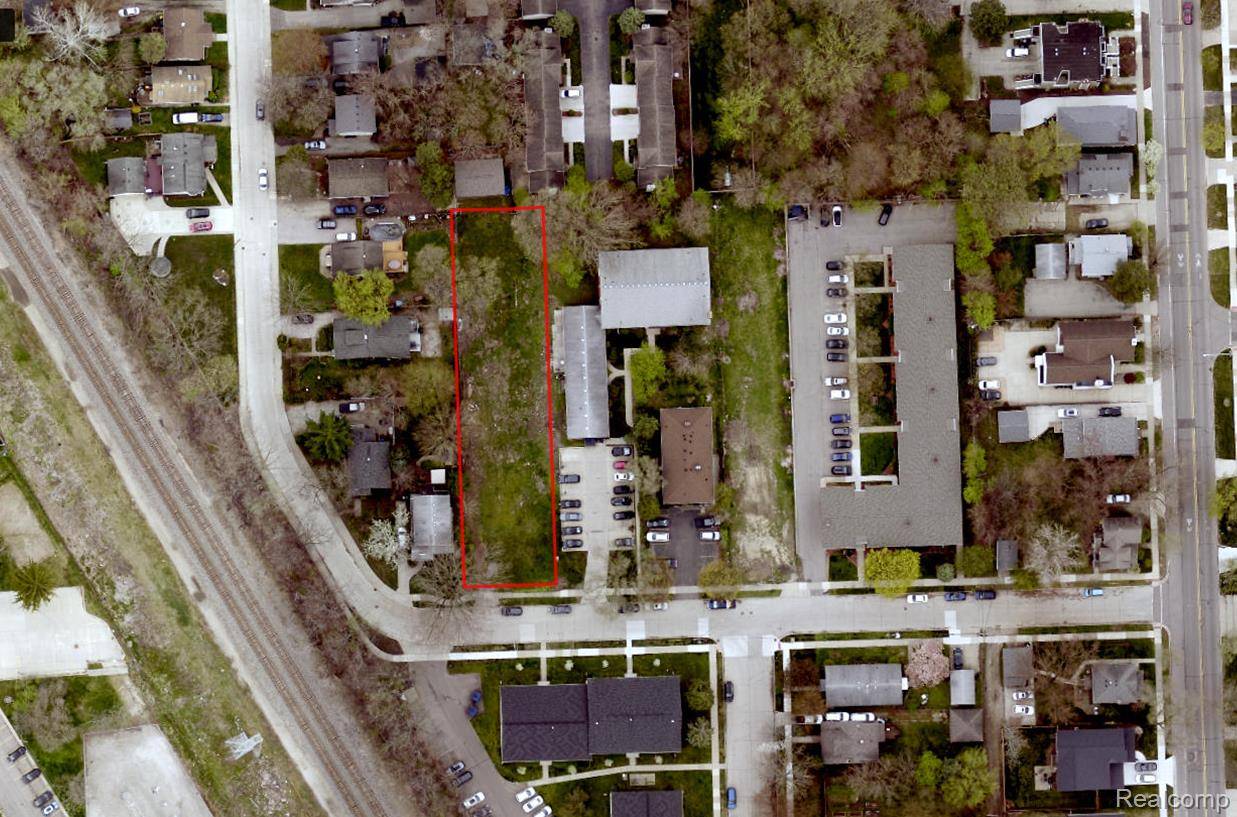 Royal Oak, MI 48067,414 OAKLAND AVE