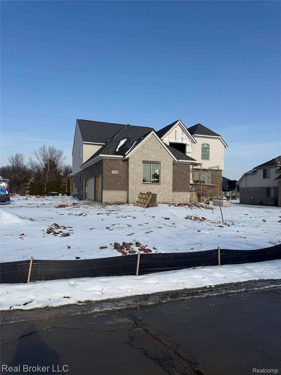 New Baltimore, MI 48047,35689 WINDRIDGE DR