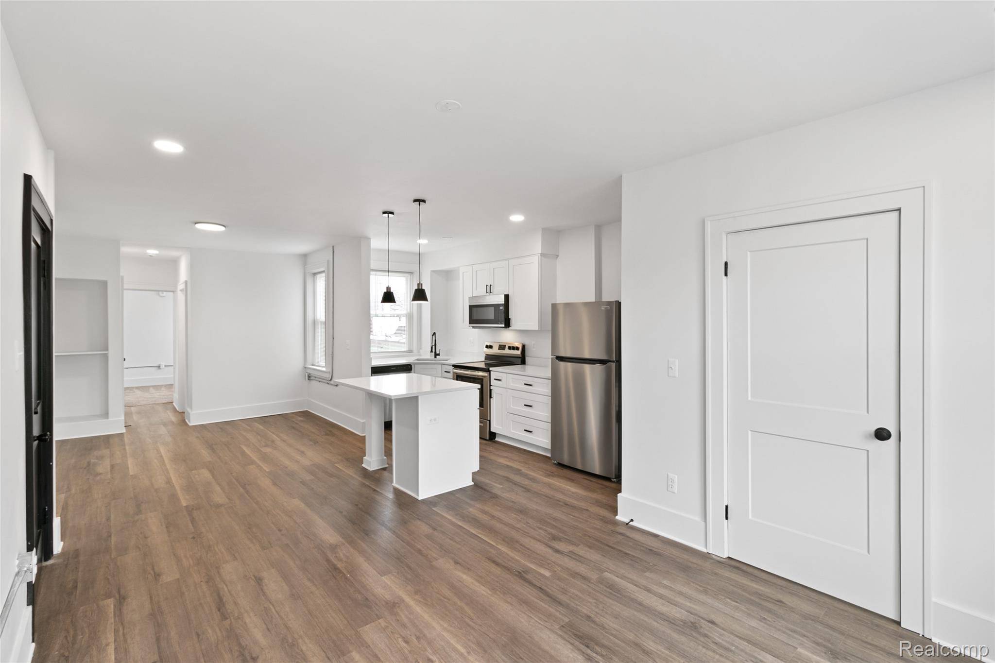 Fenton, MI 48220,259 W 9 Mile RD